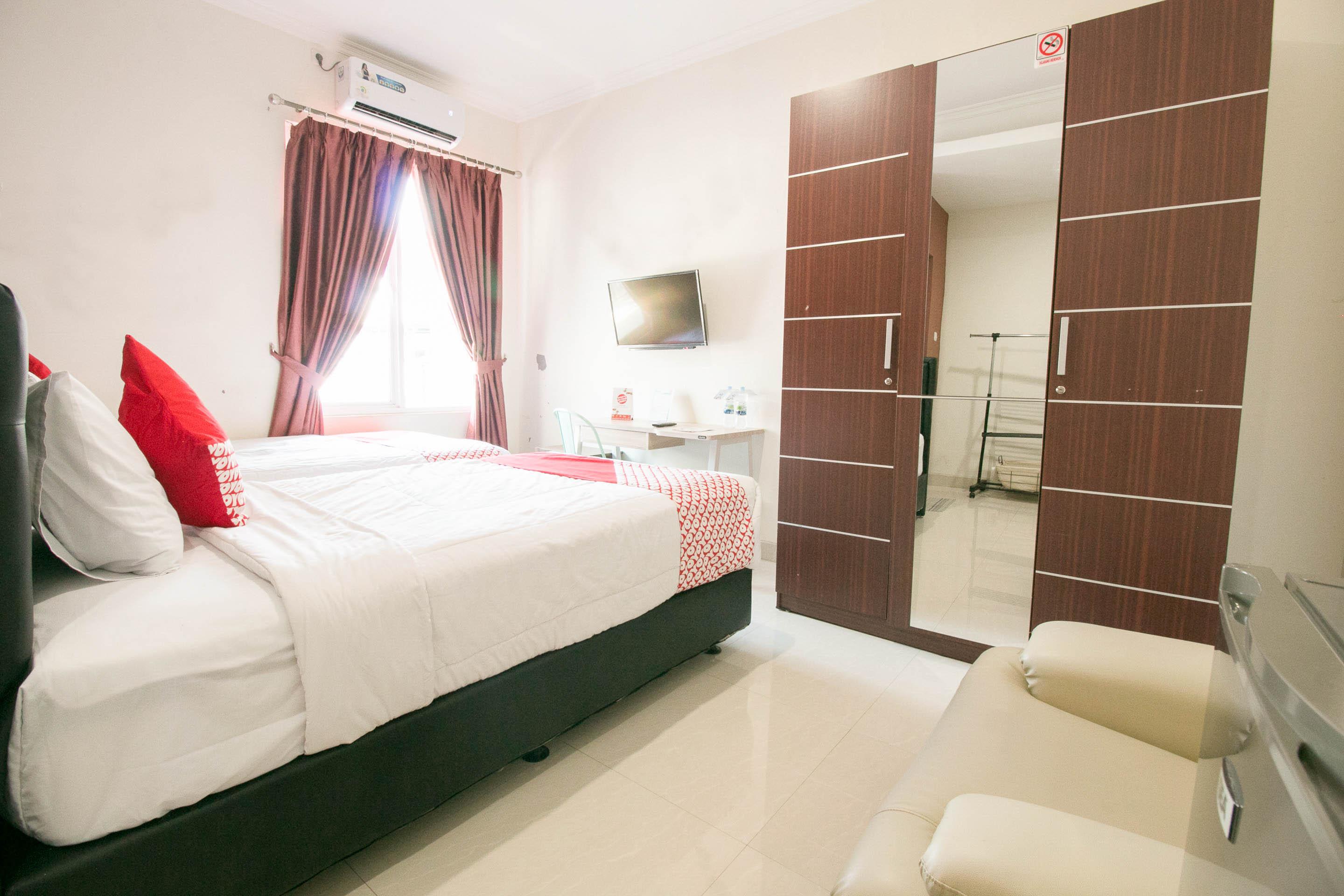 OYO 1975 Bale Ikite Hotel Makassar Exterior foto