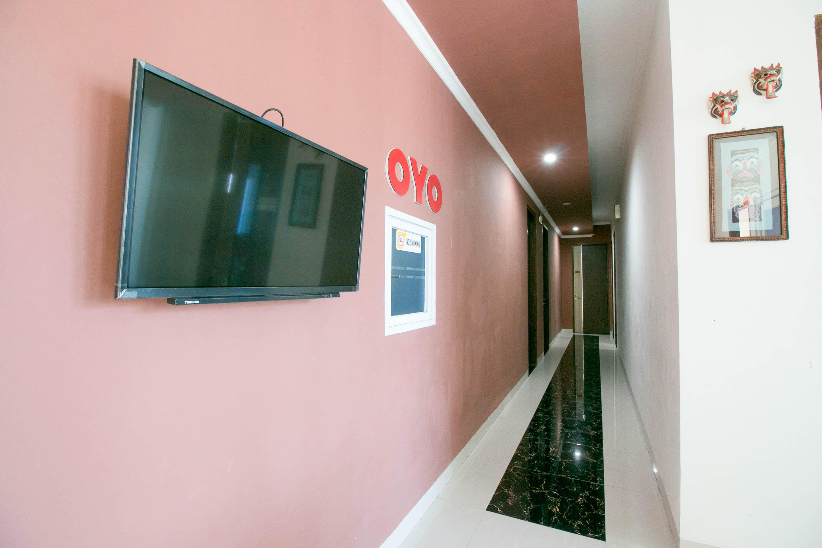 OYO 1975 Bale Ikite Hotel Makassar Exterior foto