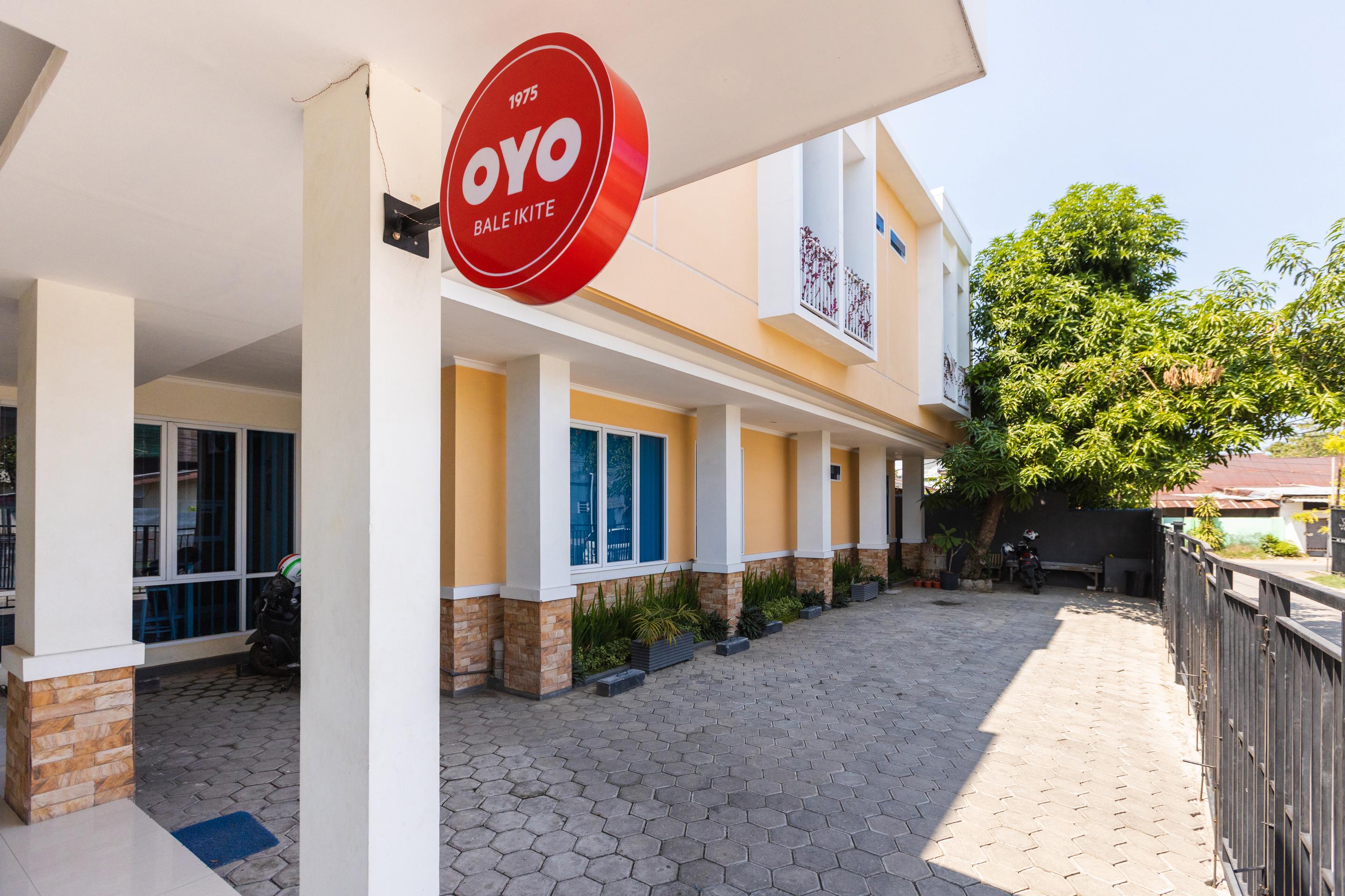OYO 1975 Bale Ikite Hotel Makassar Exterior foto